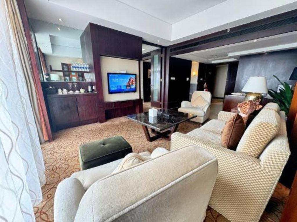 New Century Grand Hotel Xuzhou Εξωτερικό φωτογραφία